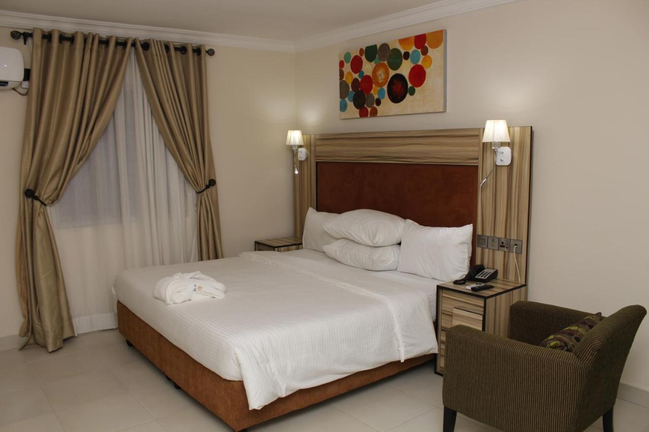 Class Suites Ikeja Eksteriør billede