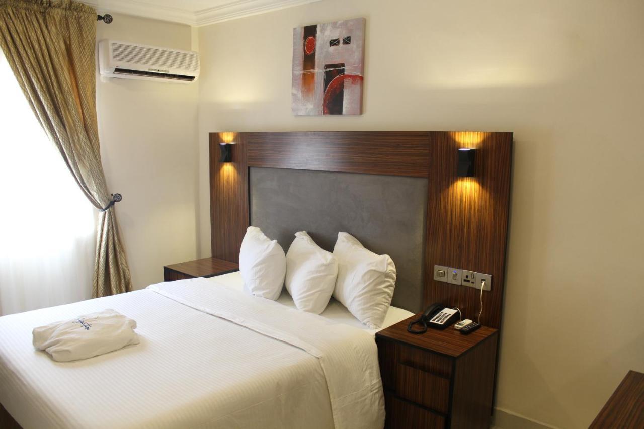 Class Suites Ikeja Eksteriør billede